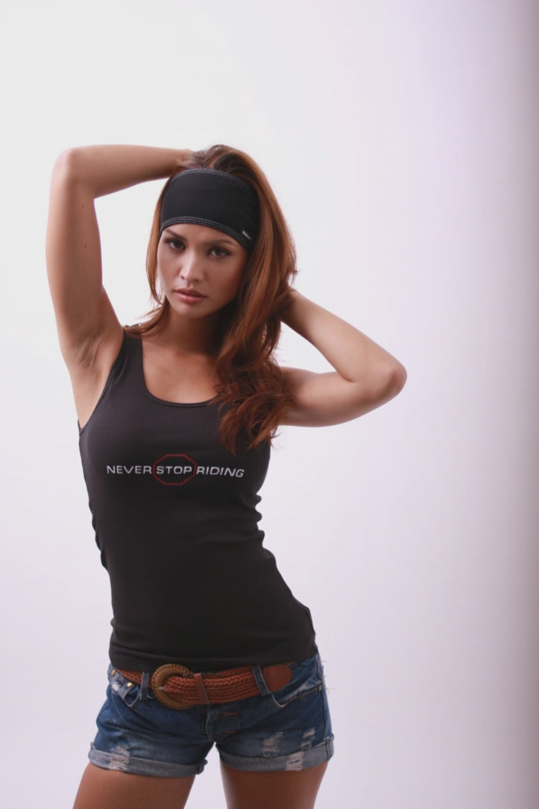 Load and play video in Gallery viewer, Schampa T-Shirt - NeverStopRiding
